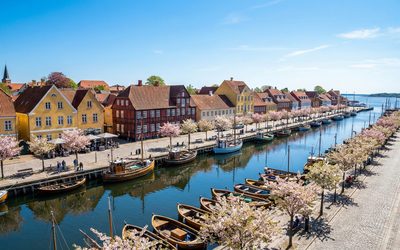 Nakskov – Kirschwein und historischer Hafen